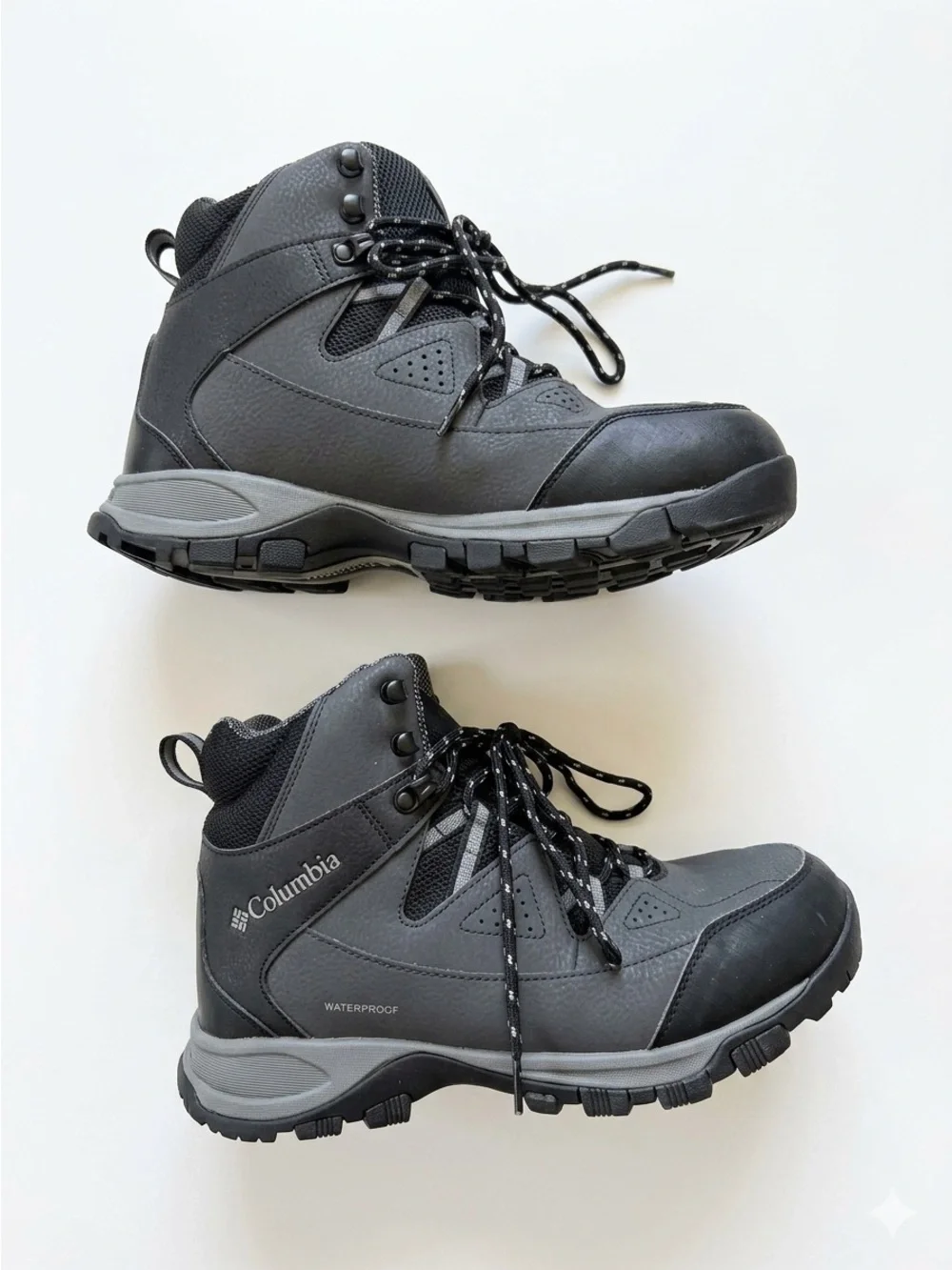 Columbia Men’s Newton Ridge Plus II Waterproof Hiking Boots - Black/Shark Size 9